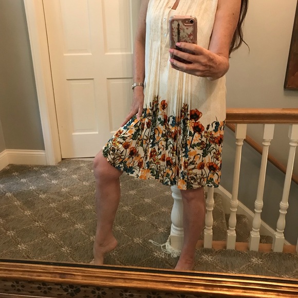 Pleated Floral Hem Sleeveless Shift Dress S - Picture 2 of 13
